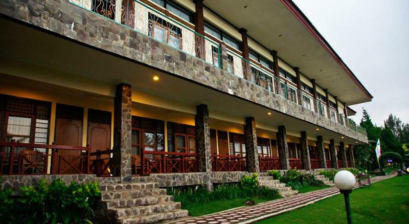 Kusuma Agrowisata Resort & Convention Маланг Екстер'єр фото